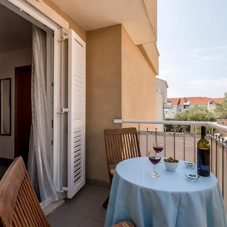 5 Min From Beach And Center Of Bol Exterior photo